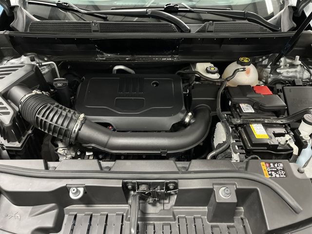 Used 2023 GMC Acadia SLE image 39