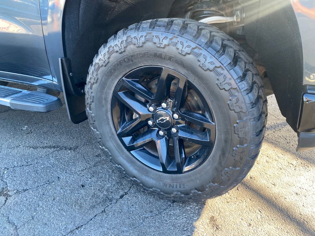 Used 2019 Chevrolet Silverado 1500 Custom Trail Boss w/ Custom Convenience Package AWD/4WD image 27
