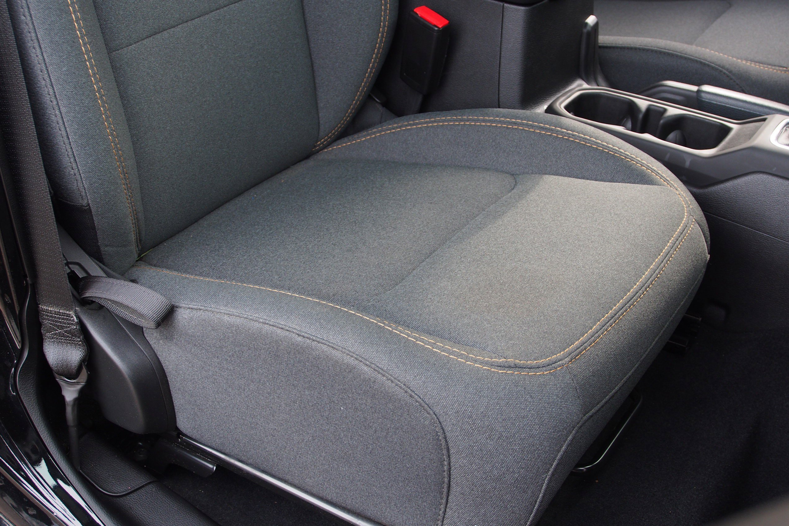 Used 2024 Jeep Wrangler Sport S w/ Convenience Group image 12