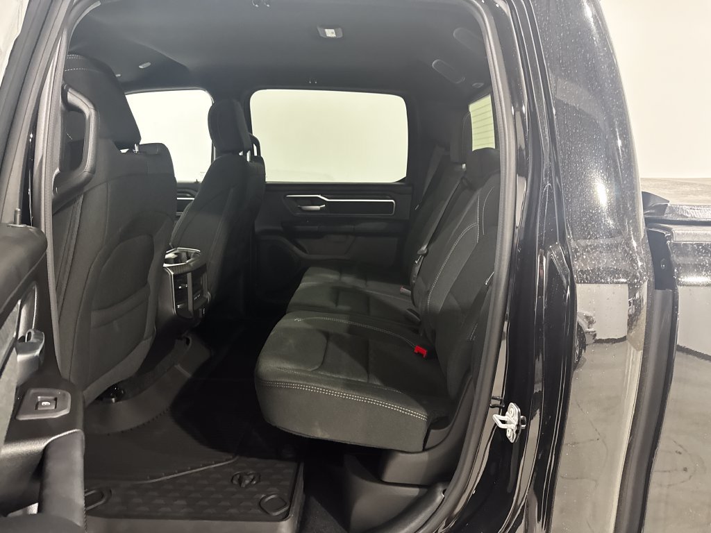 New 2026 RAM 1500 Big Horn AWD/4WD image 18