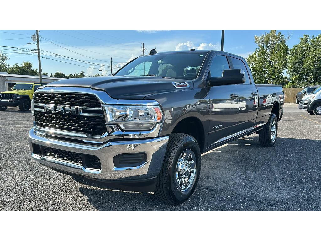 Used 2022 RAM 2500 Big Horn AWD/4WD image 2