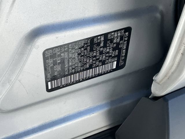 Used 2023 Nissan Rogue SV image 36