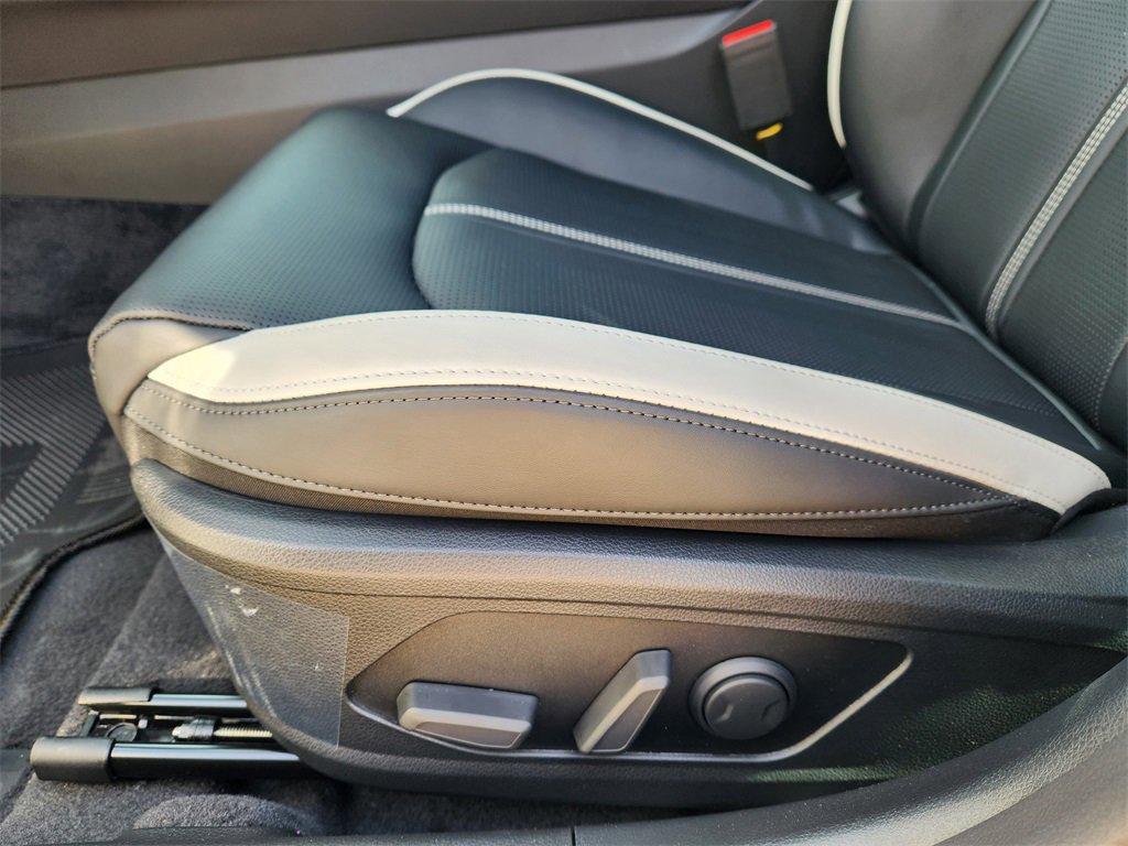 New 2026 Kia K5 GT-Line image 17