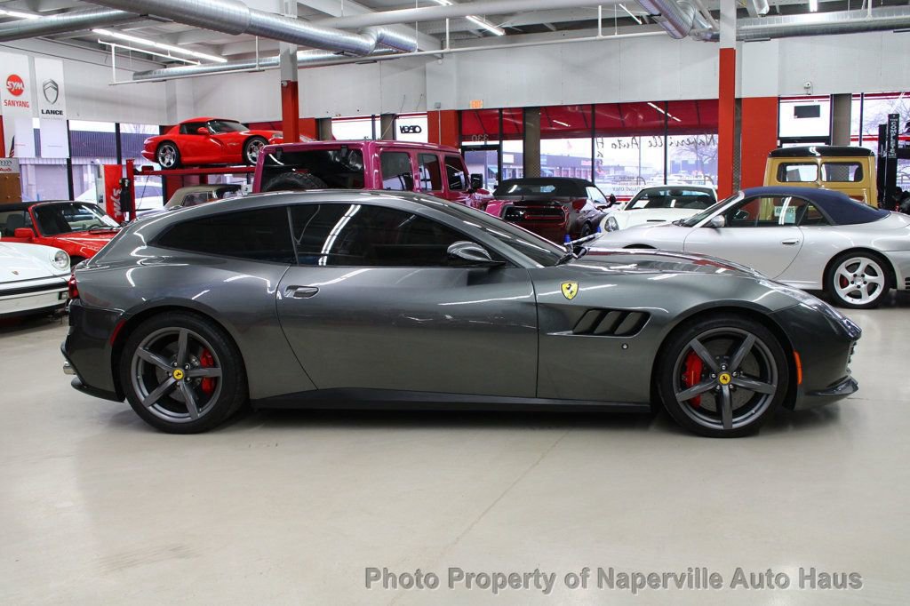 Used 2017 Ferrari GTC4Lusso AWD/4WD image 11