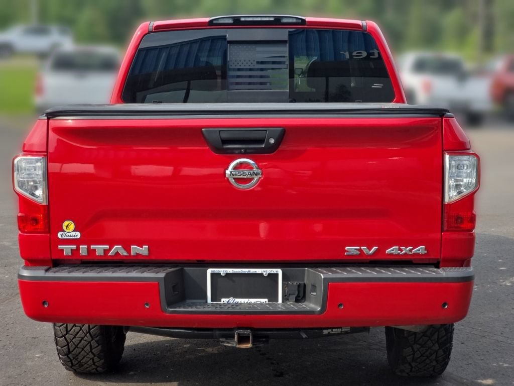 Used 2021 Nissan Titan SV AWD/4WD image 6