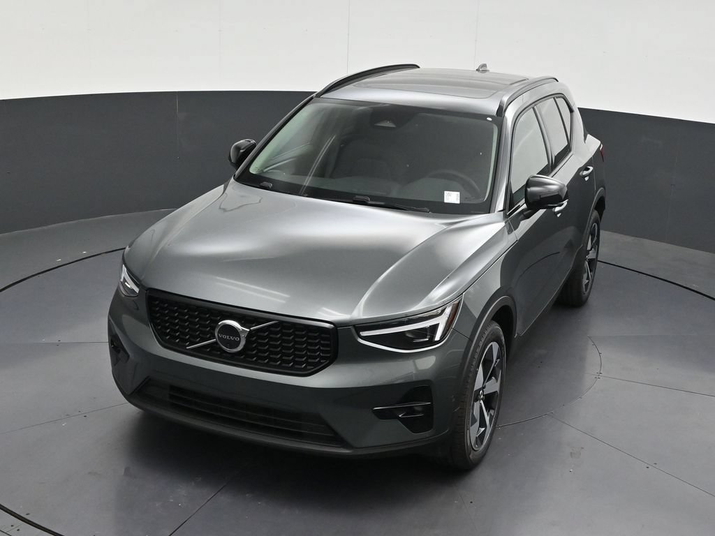 New 2026 Volvo XC40 B5 Plus w/ Climate Package AWD/4WD image 21