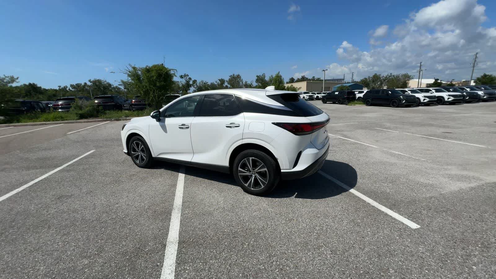 Used 2025 Lexus RX 350 FWD w/ Accessory Package (K3) image 6