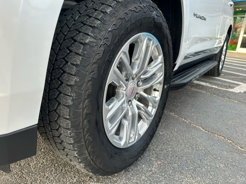 Used 2022 GMC Yukon SLT w/ SLT Luxury Package image 10