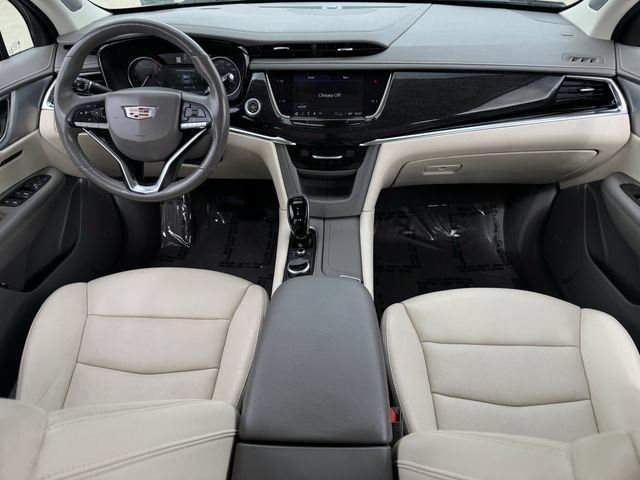 Used 2023 Cadillac XT6 Premium Luxury AWD/4WD image 10