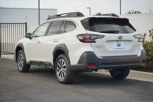 Certified 2025 Subaru Outback Premium AWD/4WD image 3