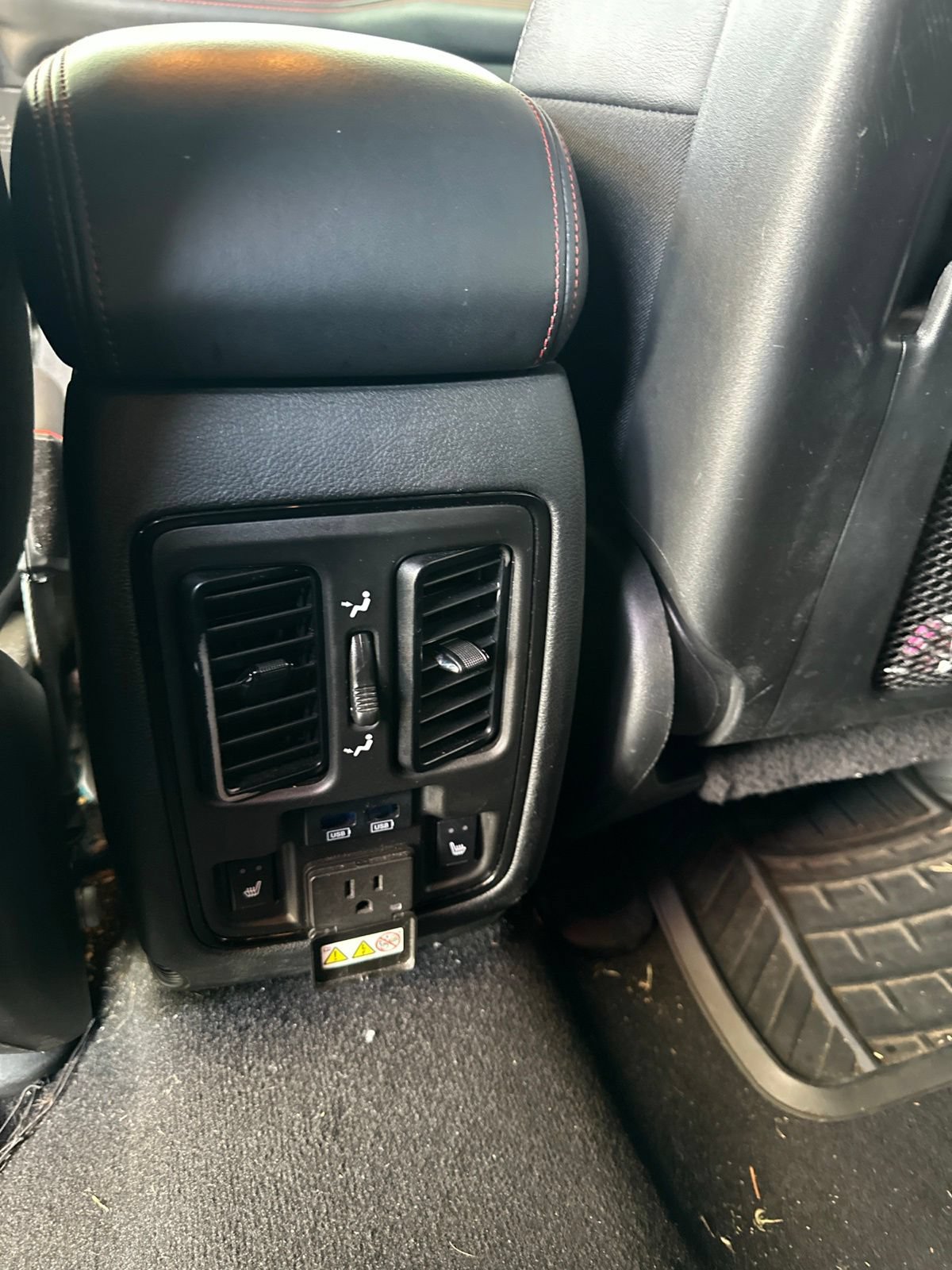 Used 2024 Dodge Durango GT RWD image 37