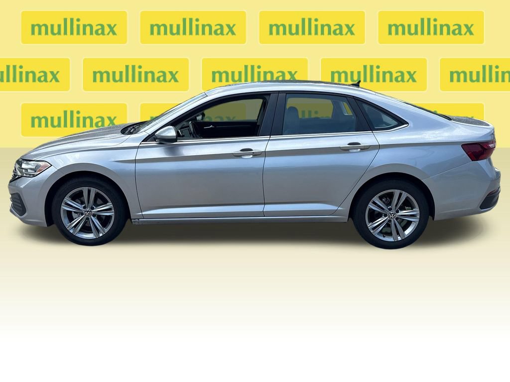Used 2024 Volkswagen Jetta SE FWD image 10