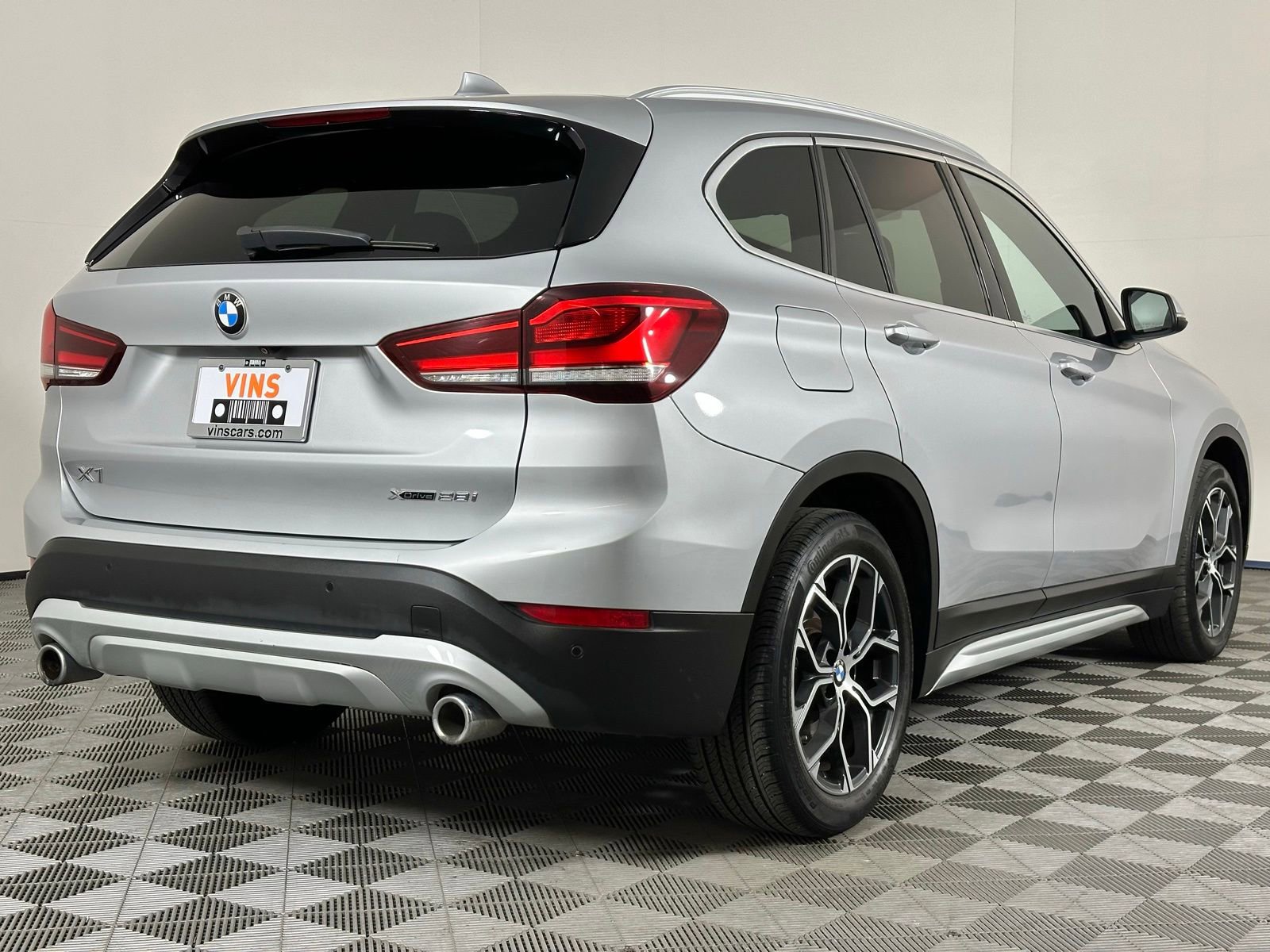 Used 2020 BMW X1 xDrive28i w/ Convenience Package AWD/4WD image 4