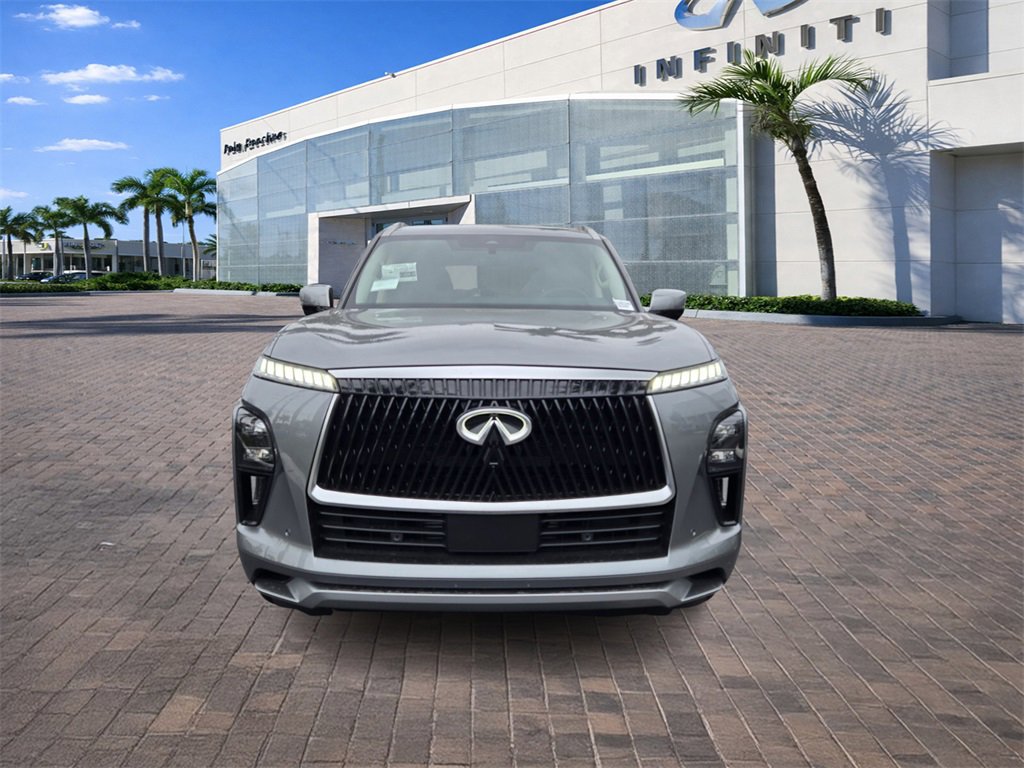 New 2026 INFINITI QX80 Luxe image 2