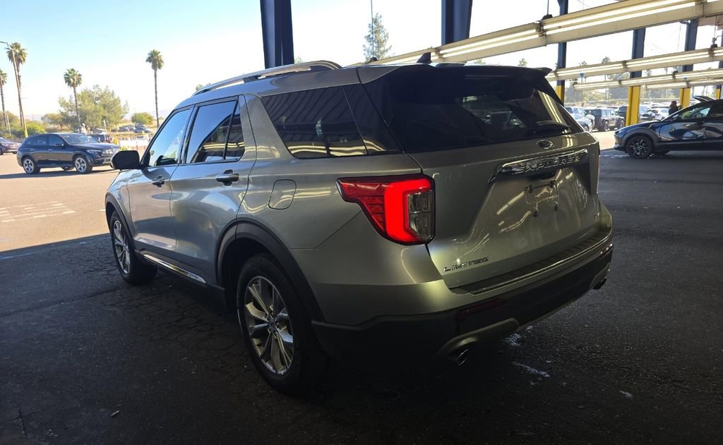 Used 2024 Ford Explorer Limited image 34