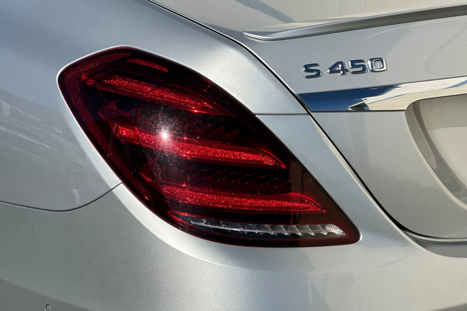 Used 2018 Mercedes-Benz S 450 Sedan image 38