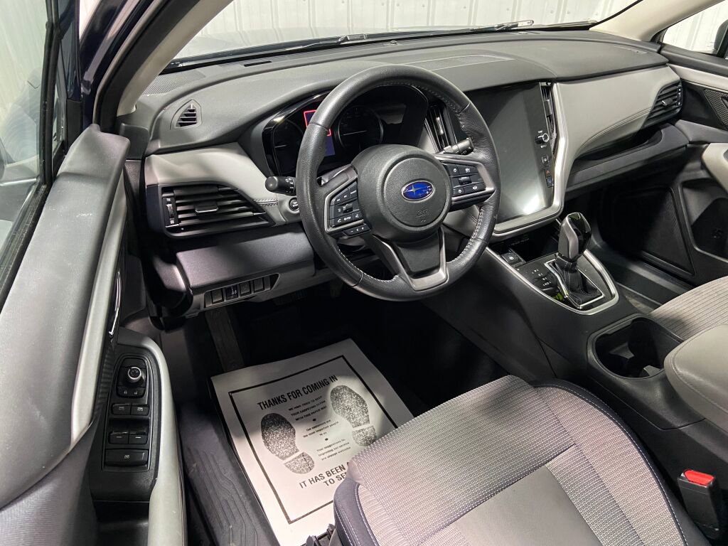 Used 2023 Subaru Outback Premium image 6