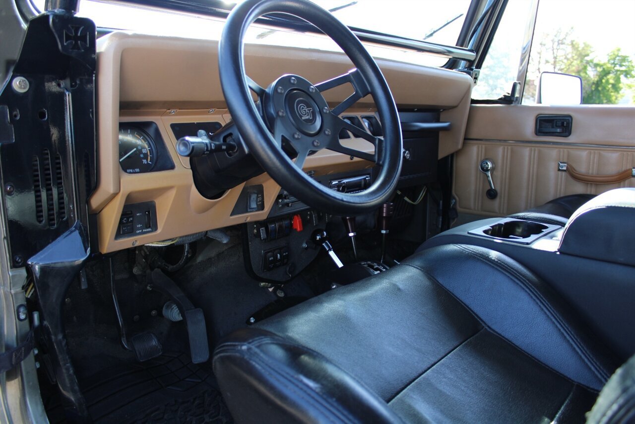 Used 1988 Jeep Wrangler Sahara AWD/4WD image 19