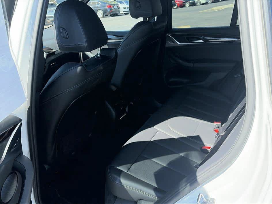 Used 2023 BMW X3 xDrive30i w/ Premium Package w/ZPA AWD/4WD image 19