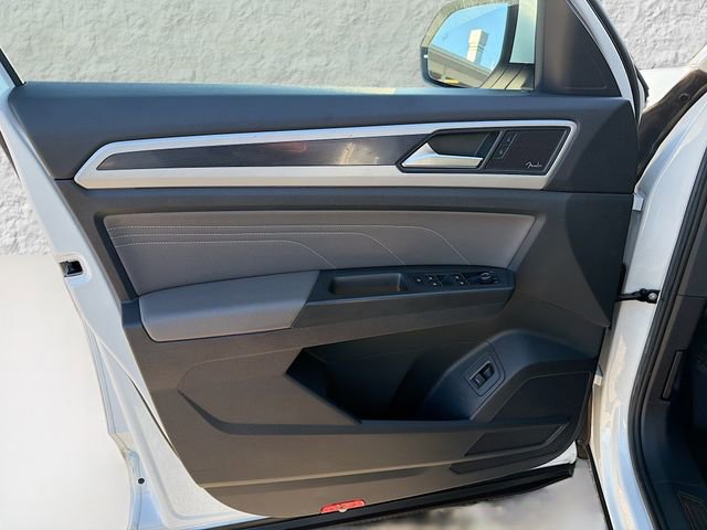 Used 2023 Volkswagen Atlas SEL Premium image 23