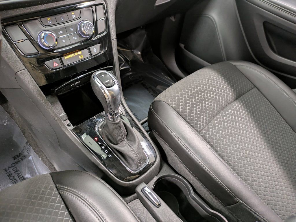 Used 2022 Buick Encore Preferred w/ Safety Package image 13