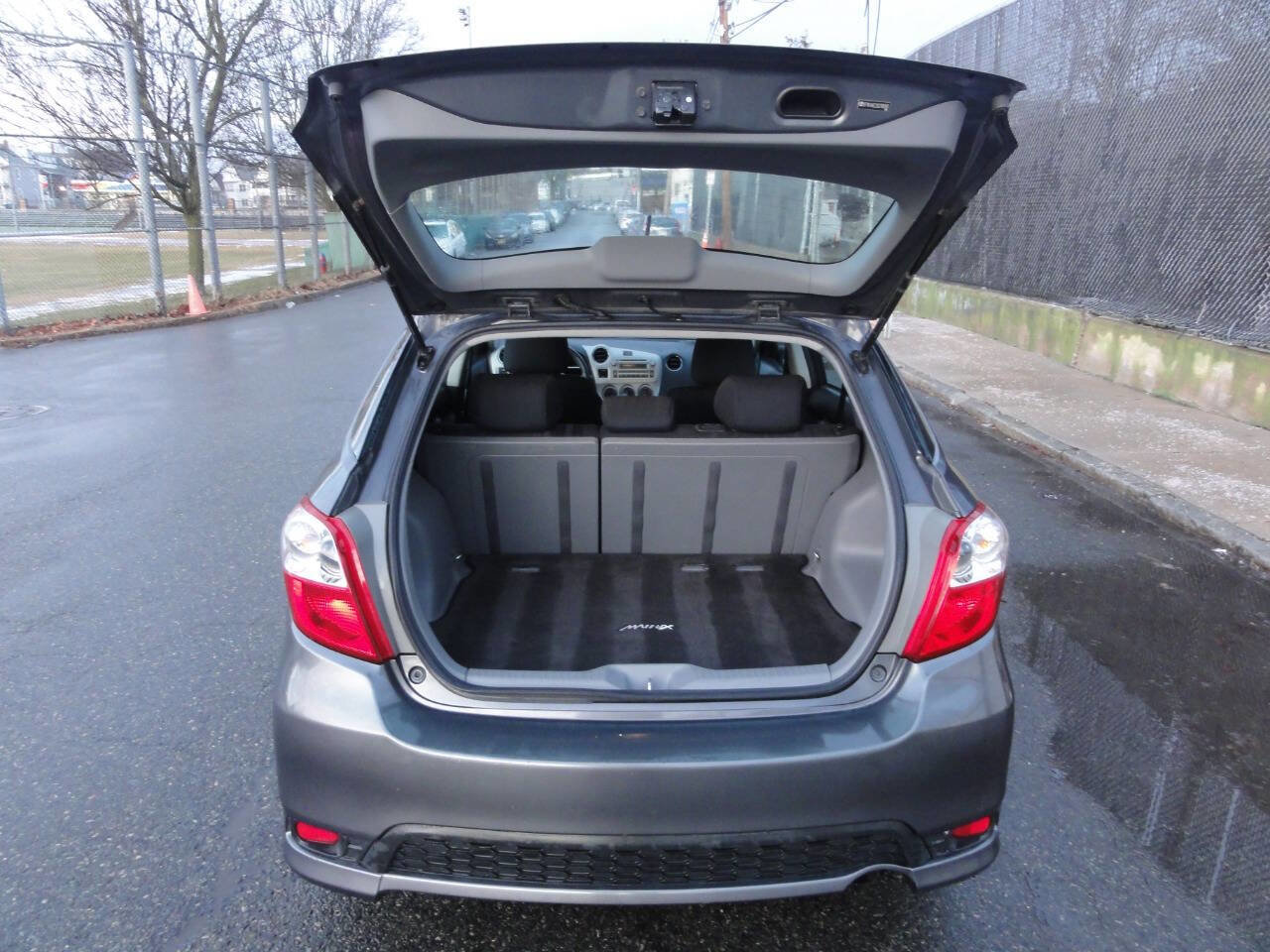 Used 2012 Toyota Matrix L image 23