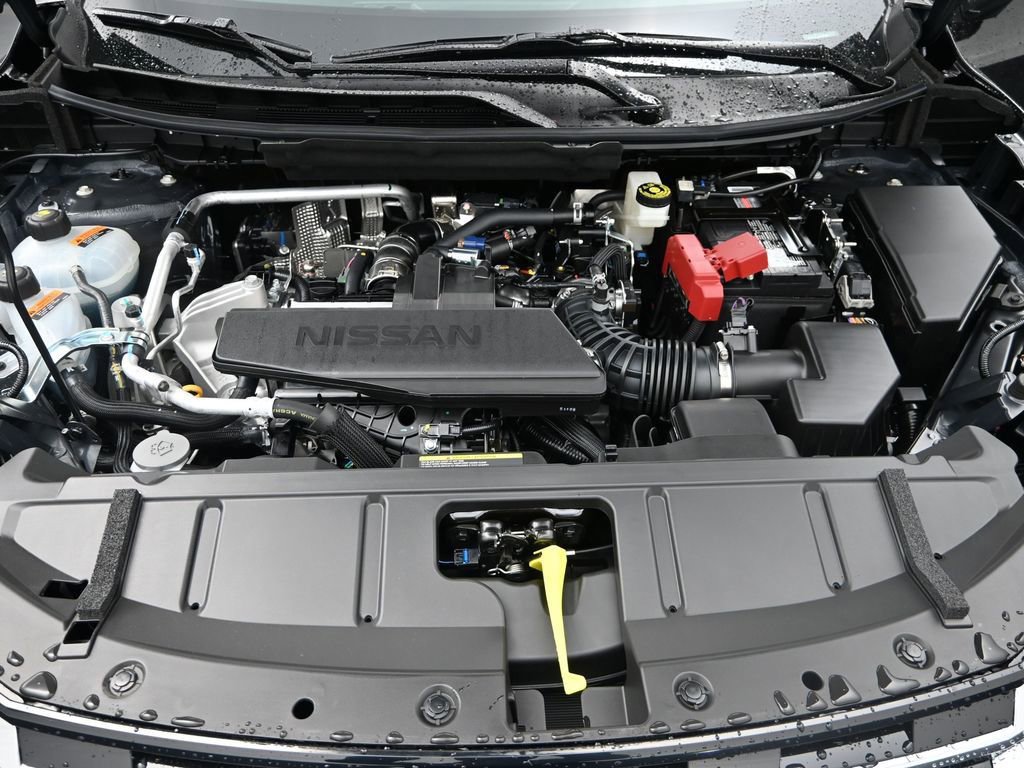 Certified 2026 Nissan Rogue SV FWD image 26