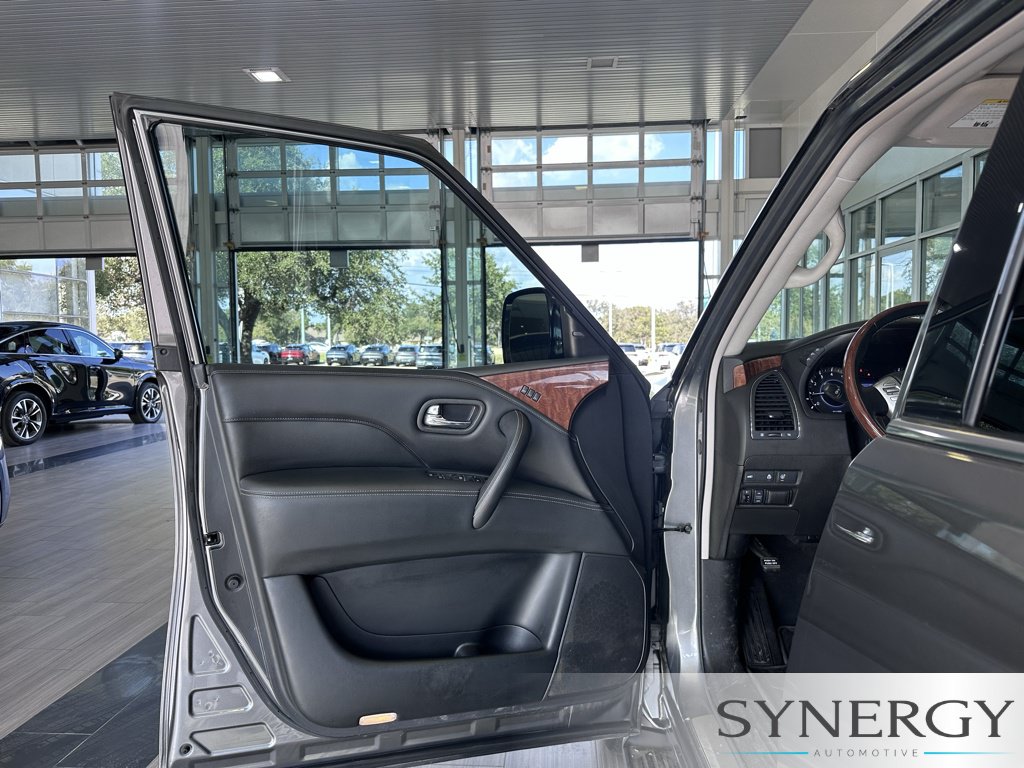 Used 2019 INFINITI QX80 Luxe w/ Proassist Package RWD image 24