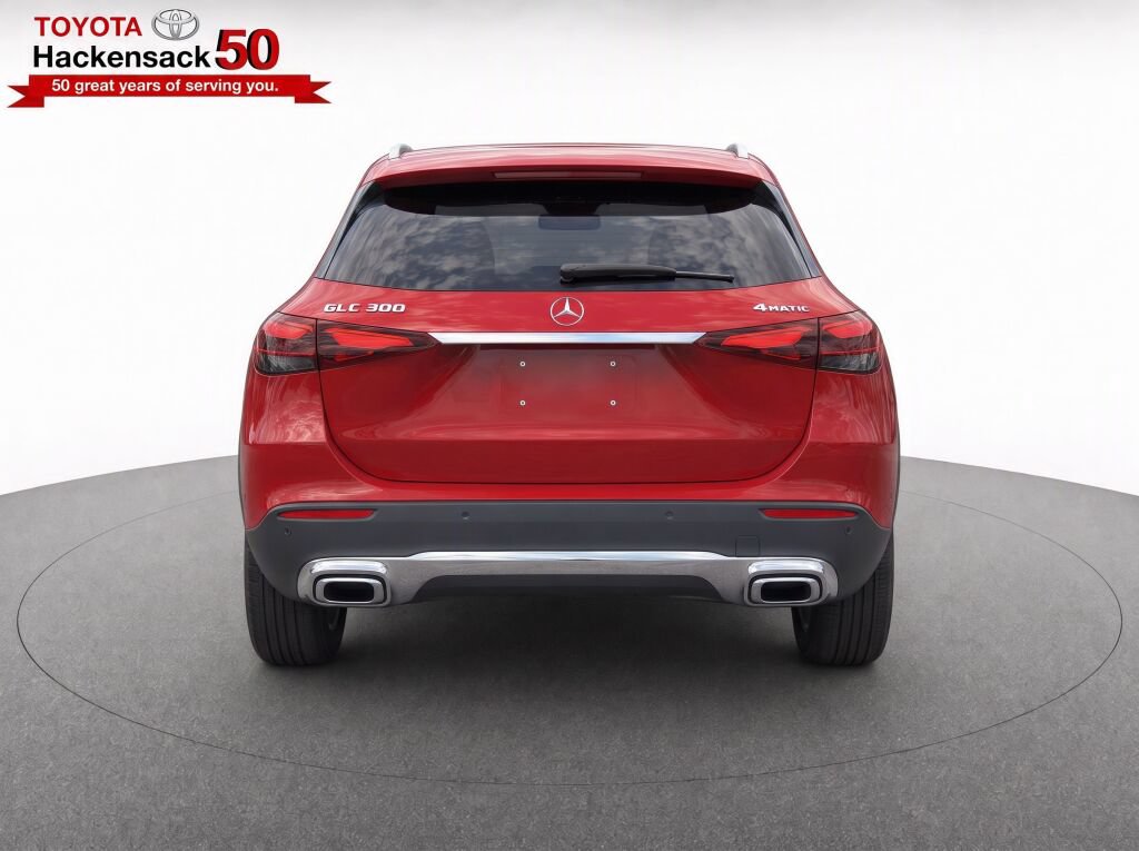 Used 2023 Mercedes-Benz GLC 300 4MATIC image 7