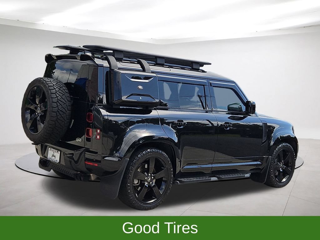 Used 2023 Land Rover Defender 110 X-Dynamic SE AWD/4WD image 7