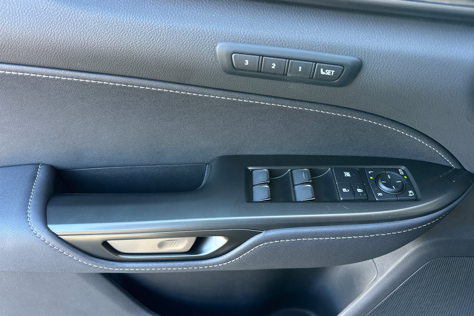 New 2026 Lexus NX 350 AWD w/ Premium Package image 11