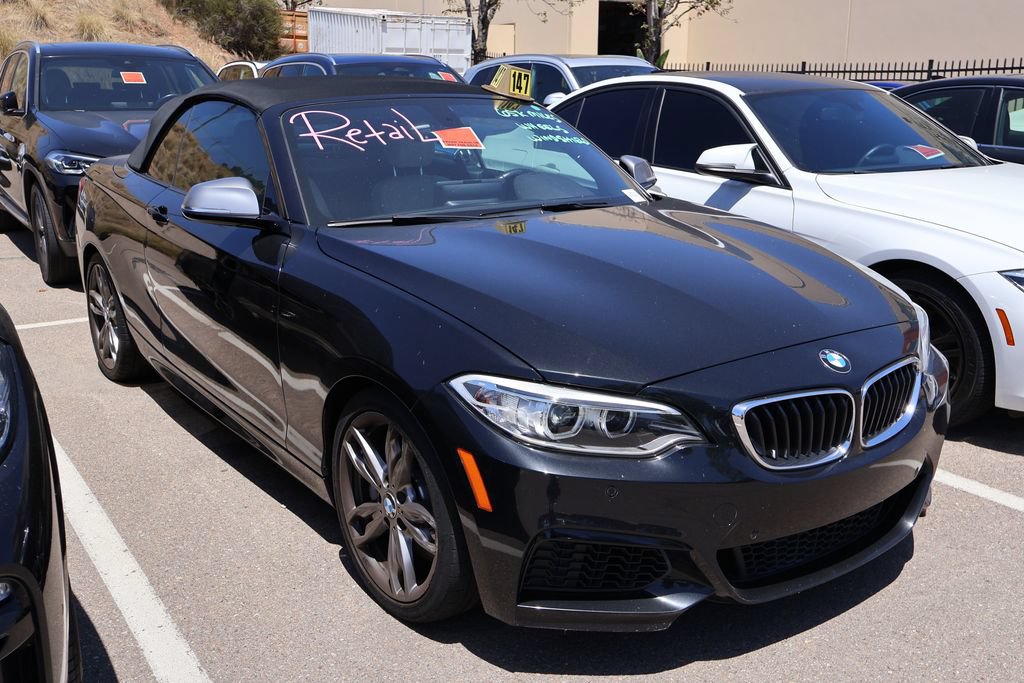 Used 2015 BMW M235i Convertible RWD image 4