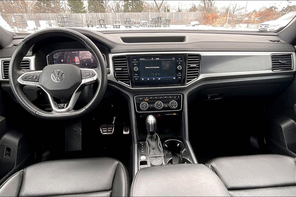 Used 2023 Volkswagen Atlas Cross Sport SEL R-Line image 15
