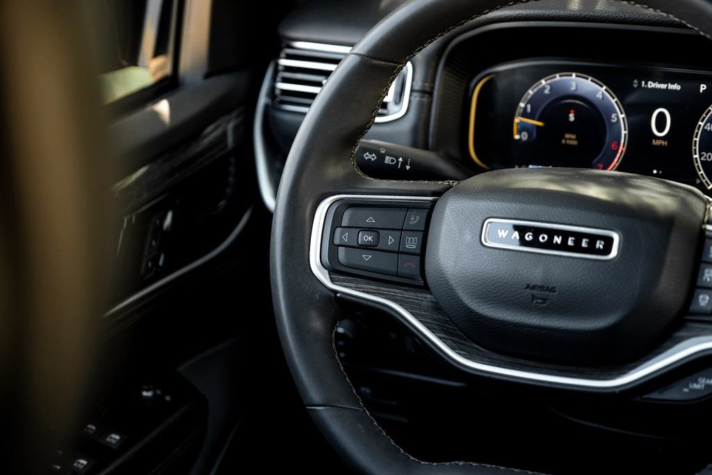 Used 2022 Jeep Wagoneer Series III image 26