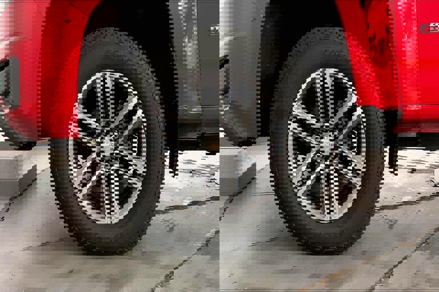 Used 2019 Chevrolet Colorado W/T w/ Custom Special Edition image 9