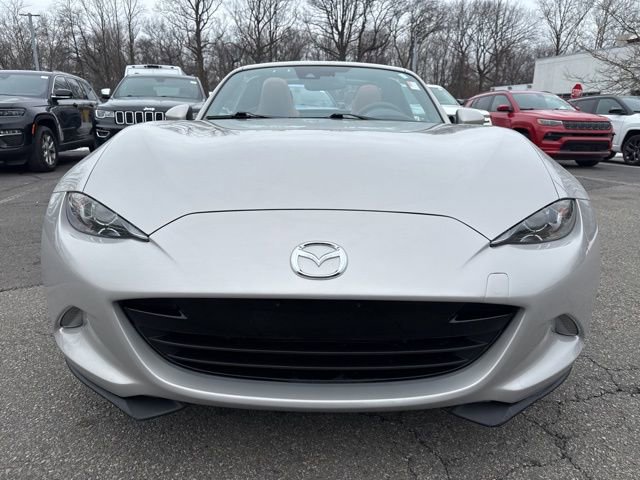 Used 2022 MAZDA MX-5 Miata RF Grand Touring image 2