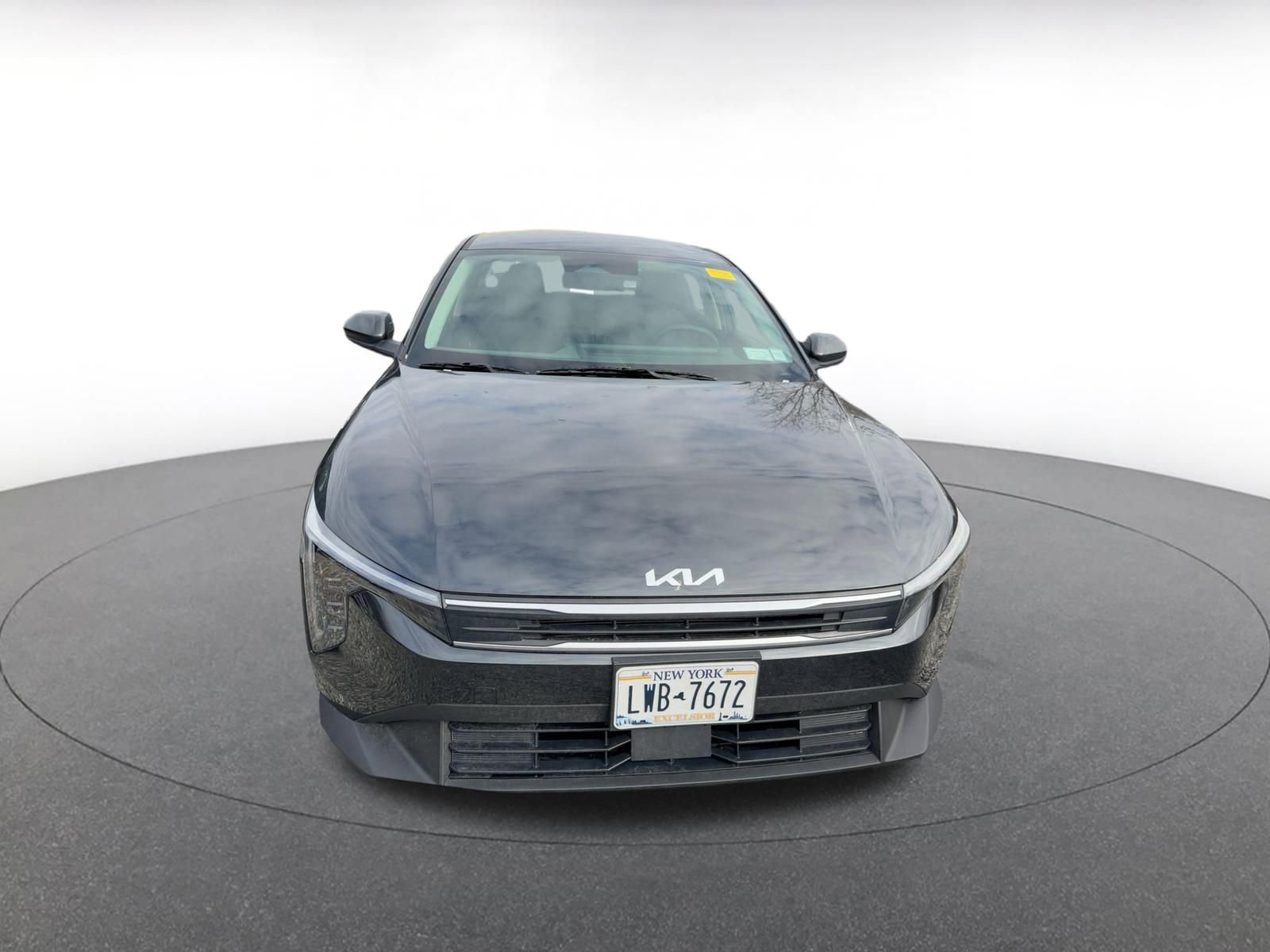 Used 2025 Kia K4 LXS image 3
