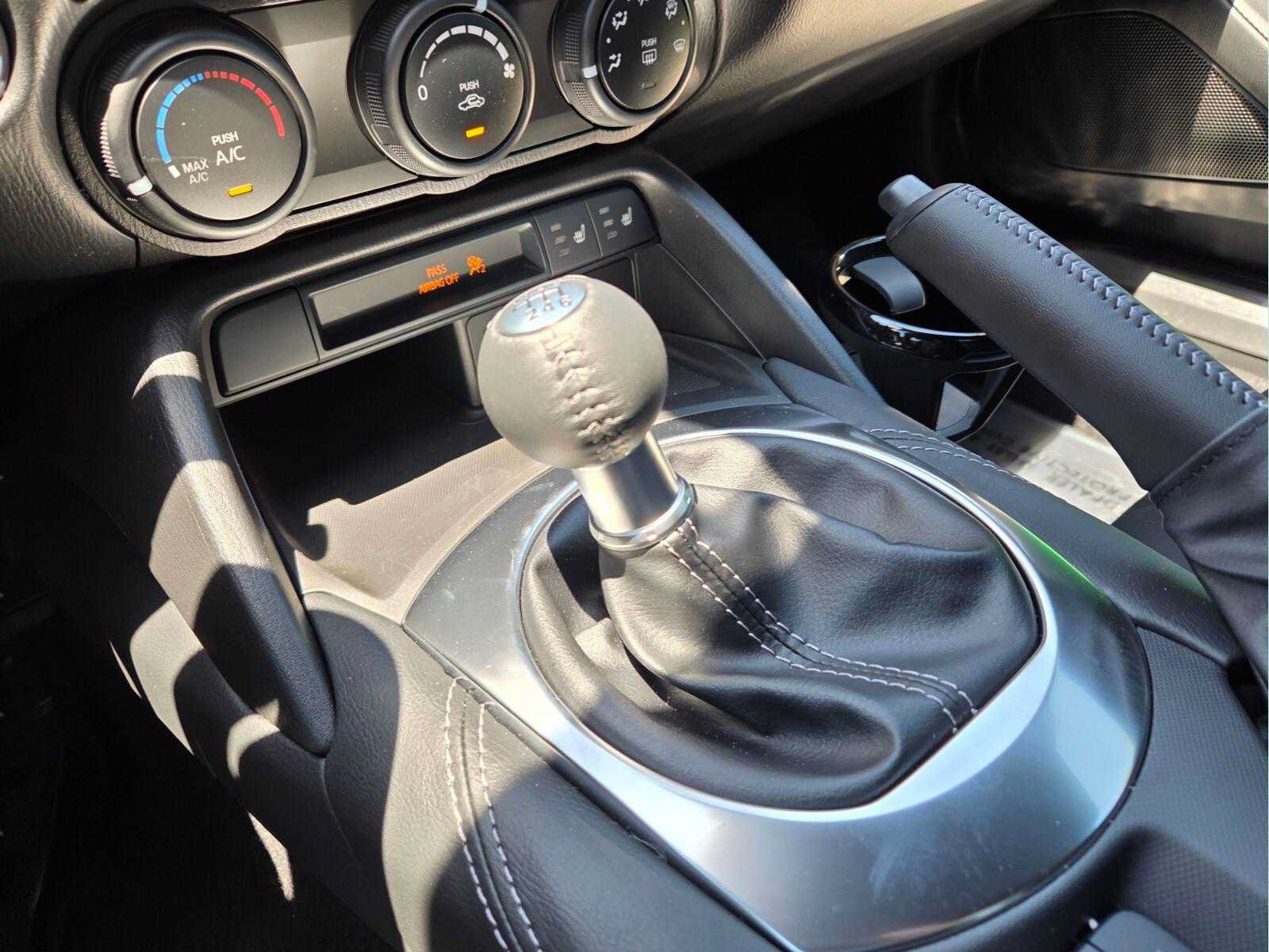 New 2026 MAZDA MX-5 Miata Club w/ Interior Package RWD image 26