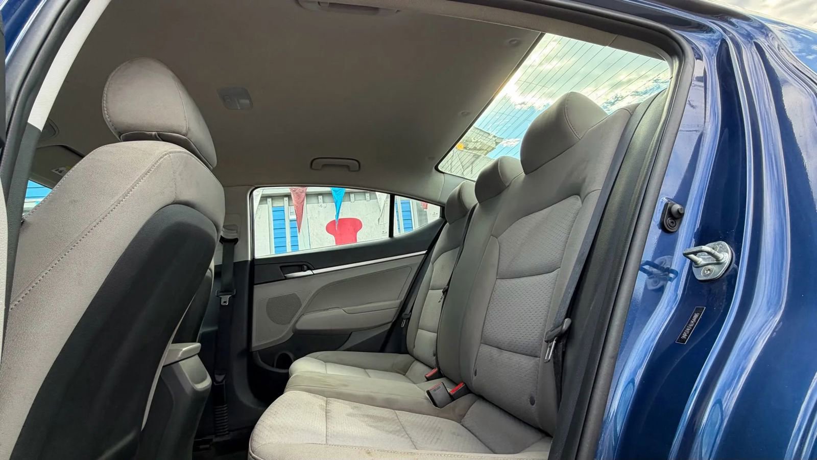 Used 2020 Hyundai Elantra SE image 10