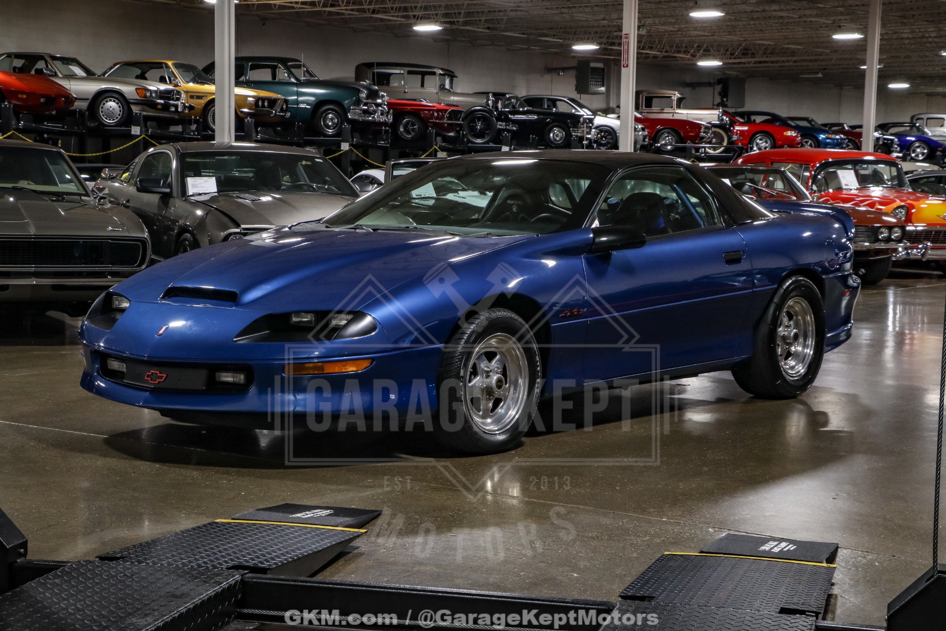 Used 1994 Chevrolet Camaro Z28 RWD image 3