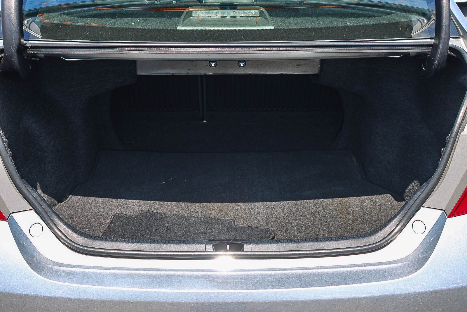 Used 2017 Toyota Camry SE FWD image 26