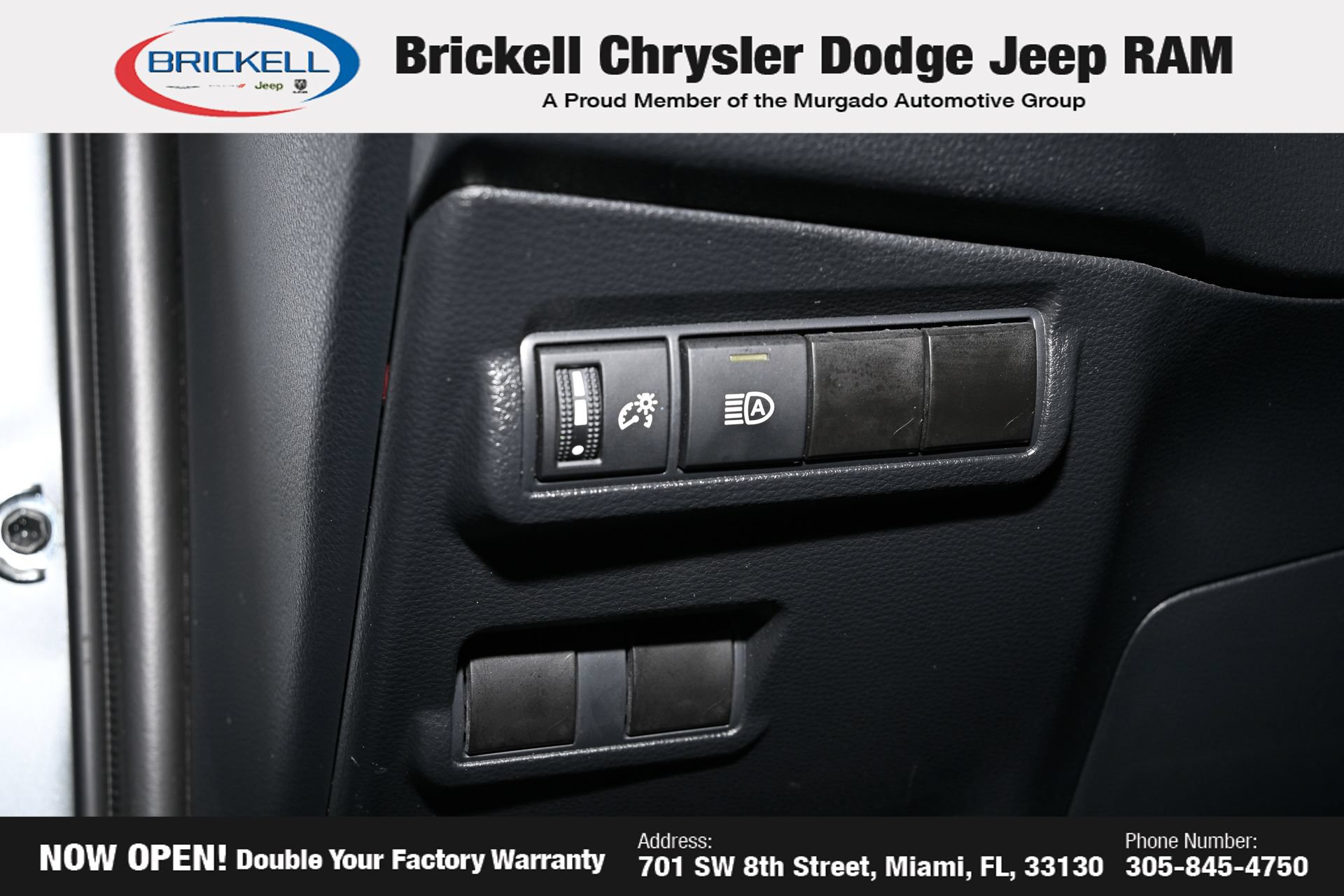 Used 2024 Toyota Corolla Cross LE w/ Moonroof Package FWD image 27