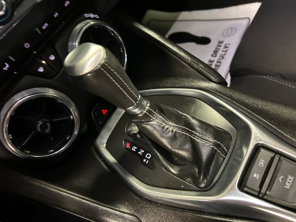 Used 2018 Chevrolet Camaro LT image 19