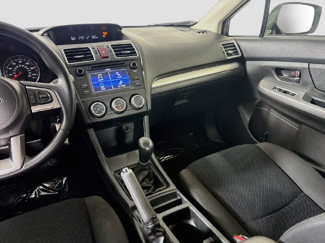 Used 2016 Subaru Crosstrek 2.0i AWD/4WD image 21