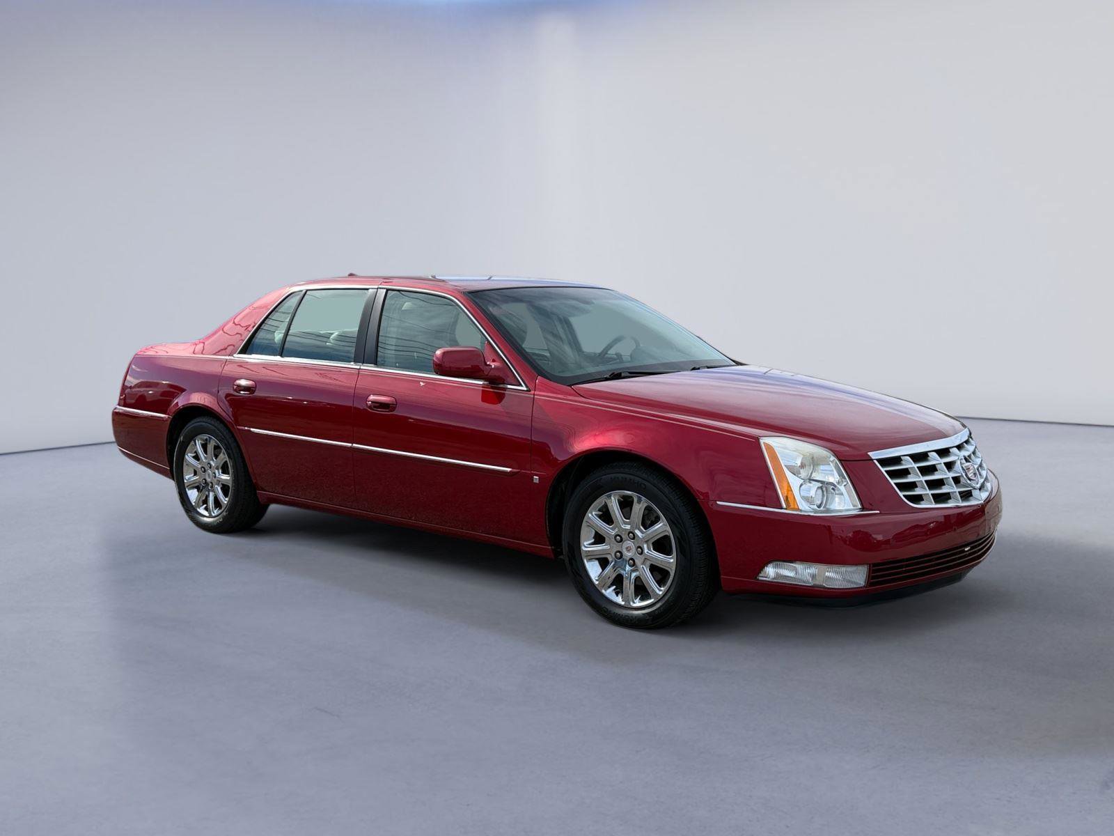 Used 2009 Cadillac DTS w/ Trunk Convenience Package image 1