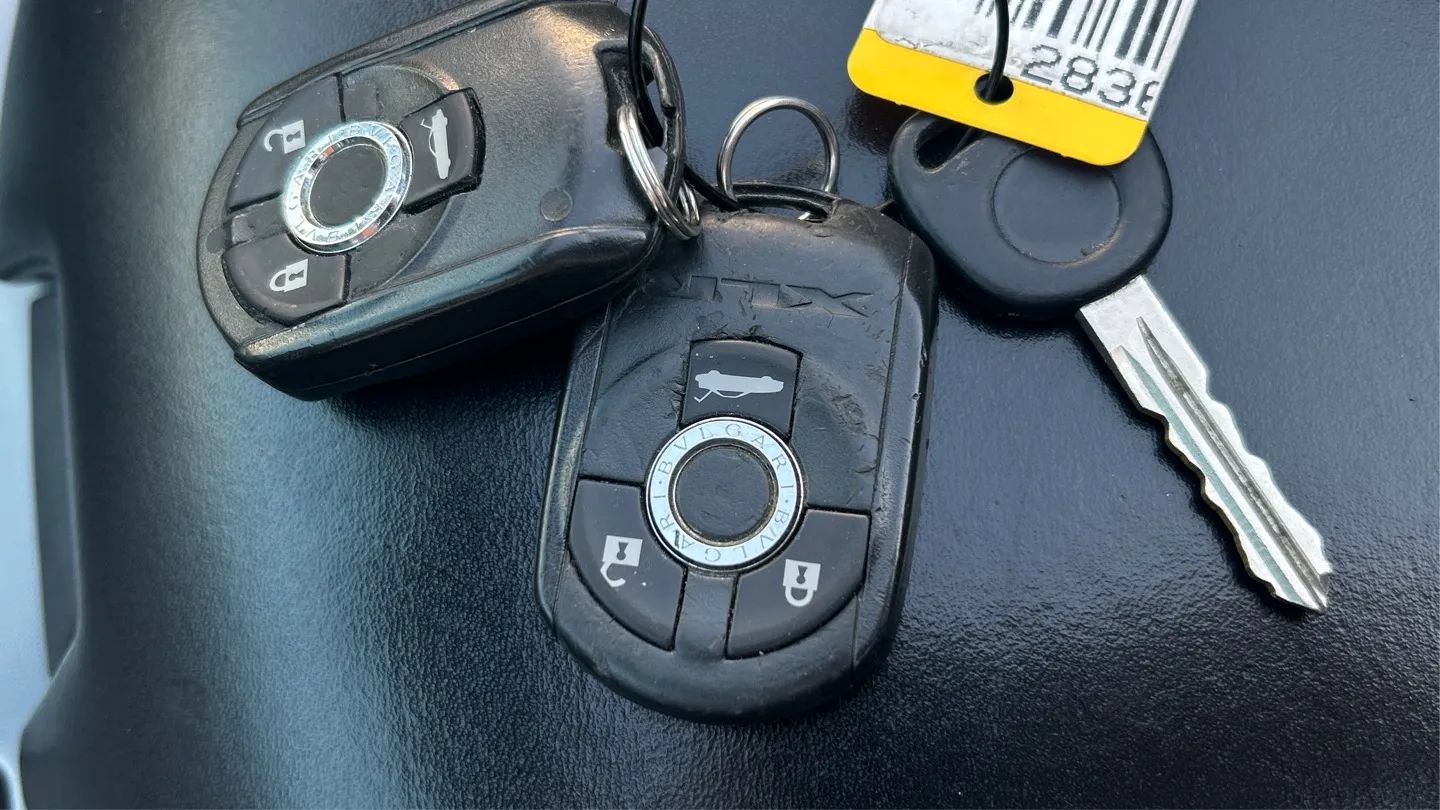 Used 2006 Cadillac XLR V RWD image 14