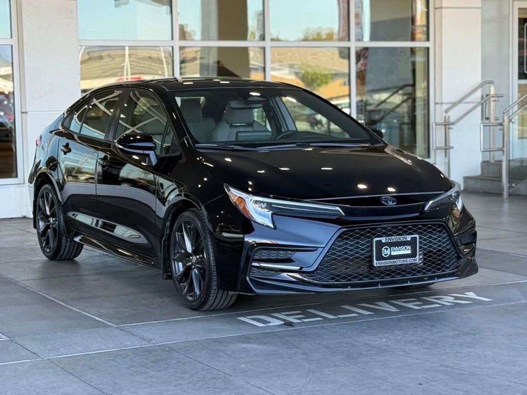 Certified 2023 Toyota Corolla SE w/ Carpet Mat Package (TMS) FWD image 9