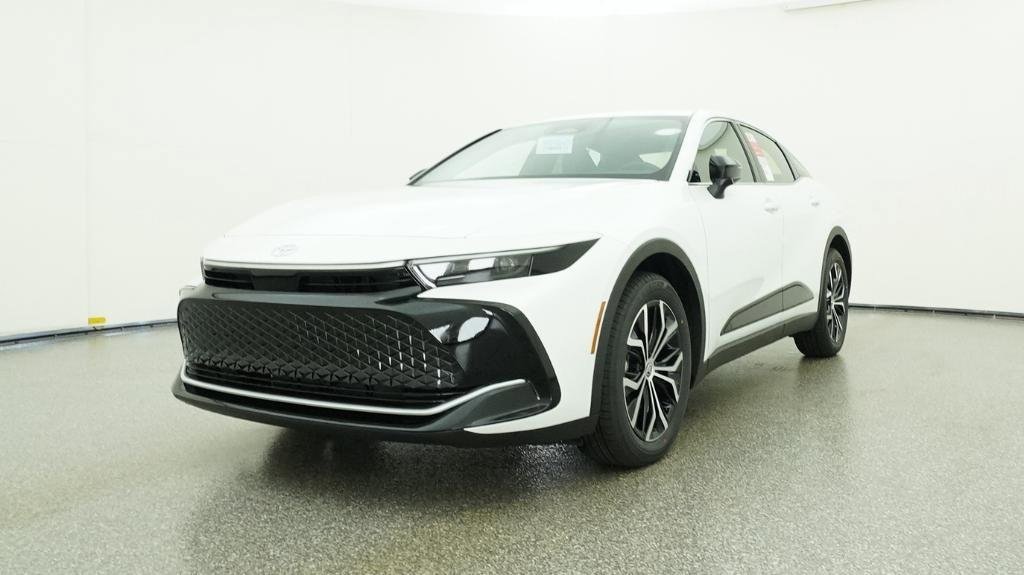 New 2026 Toyota Crown XLE AWD/4WD image 3