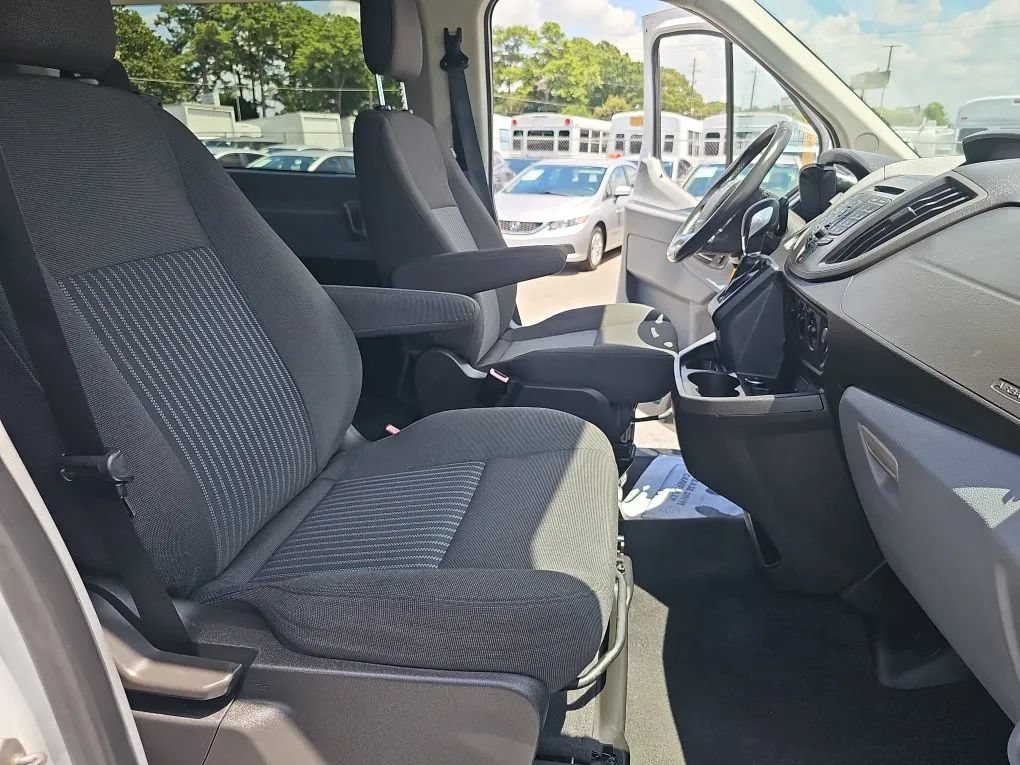 Used 2016 Ford Transit 350 XL RWD image 21