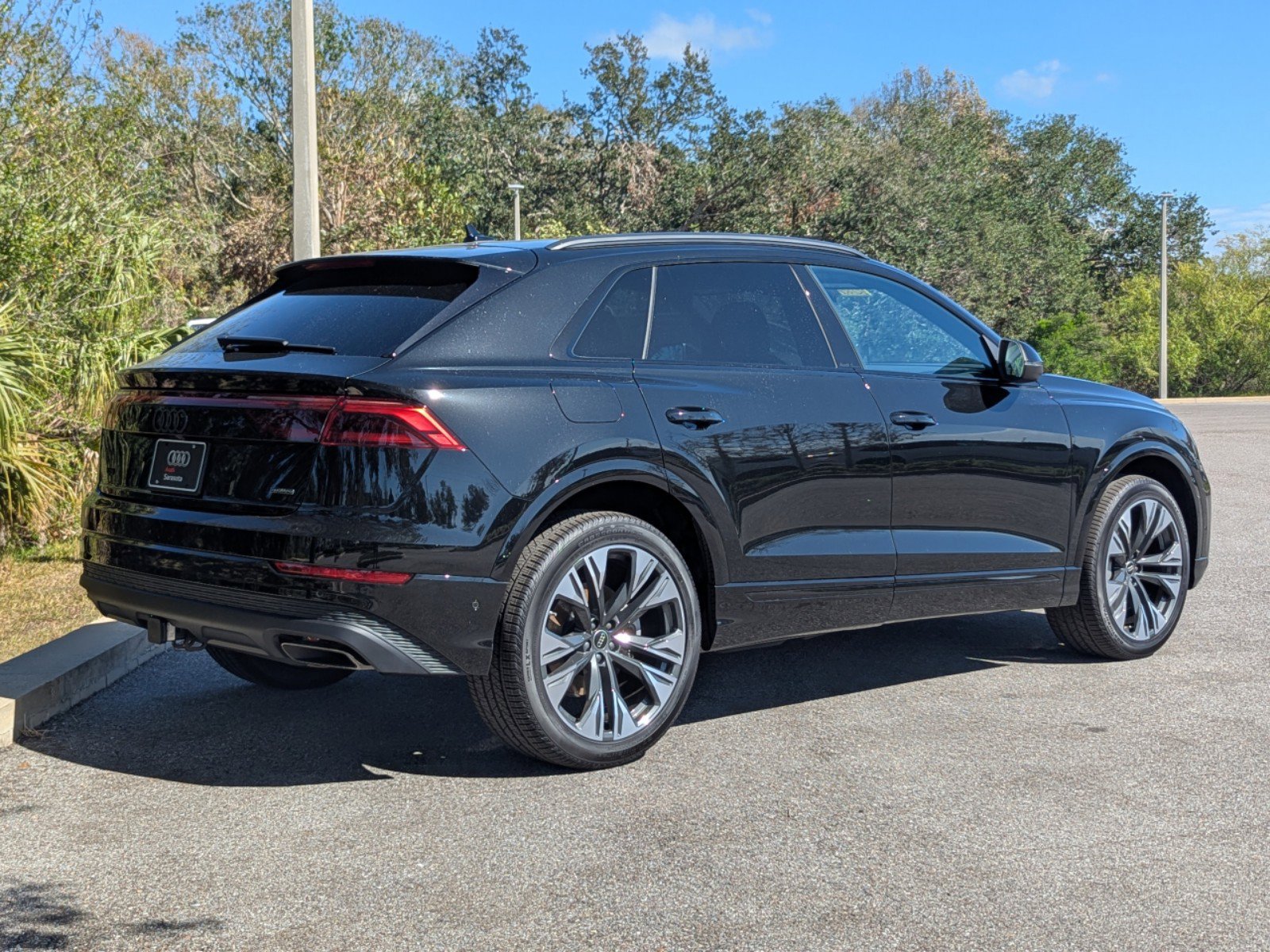 New 2025 Audi Q8 Premium image 4